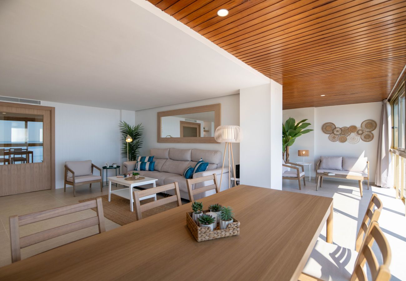 Apartamento en Playa de Gandía - 02. AG BERMUDAS 6H PREMIUM