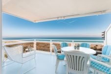 apartamento lujo primera línea playa Gandia amplia terraza wifi