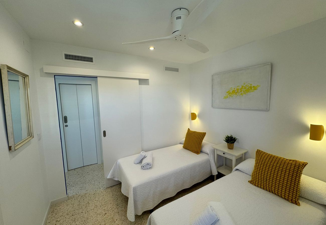 Apartamento en Playa de Gandía - 46. AG PRESIDENTE 3A-1