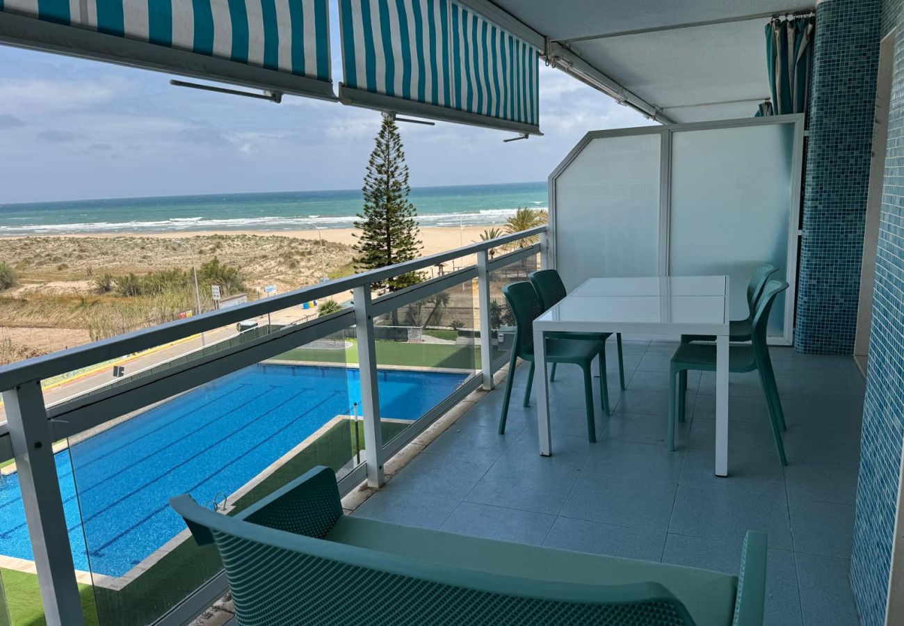 Apartamento en Playa de Gandía - 40. AG AIGUABLAVA 3-3