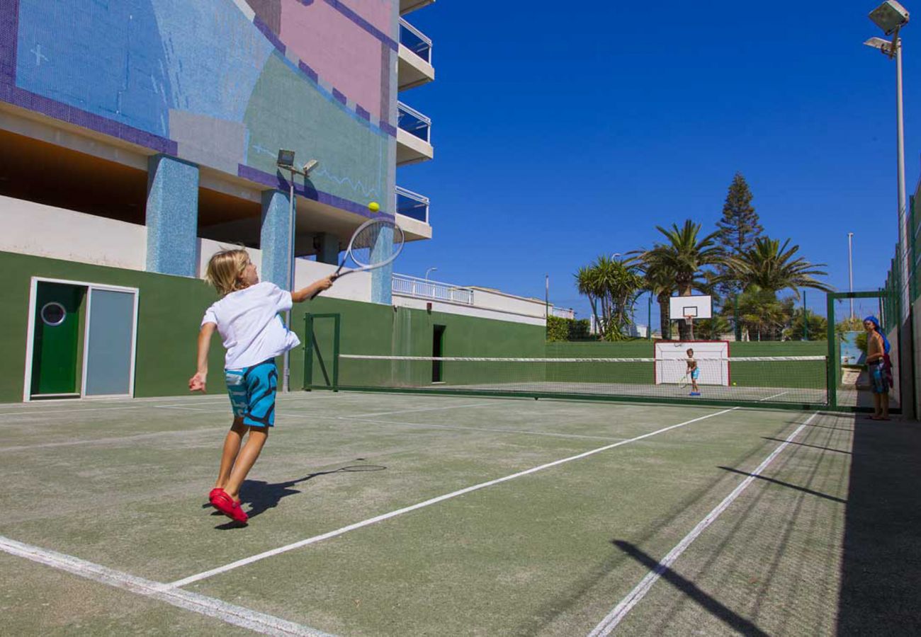 Luxuriöse Wohnung, Haustiere erlaubt, Meerblick, Terrasse, Gandia