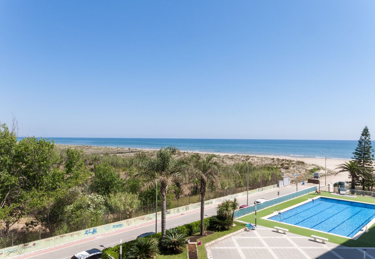 Luxuriöse Wohnung, Haustiere erlaubt, Meerblick, Terrasse, Gandia