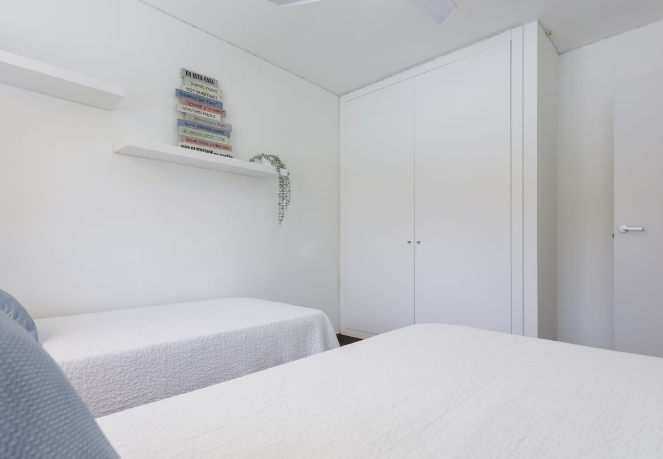 Ferienwohnung in Playa de Gandía - 32. AG AGUAMARINA 2C