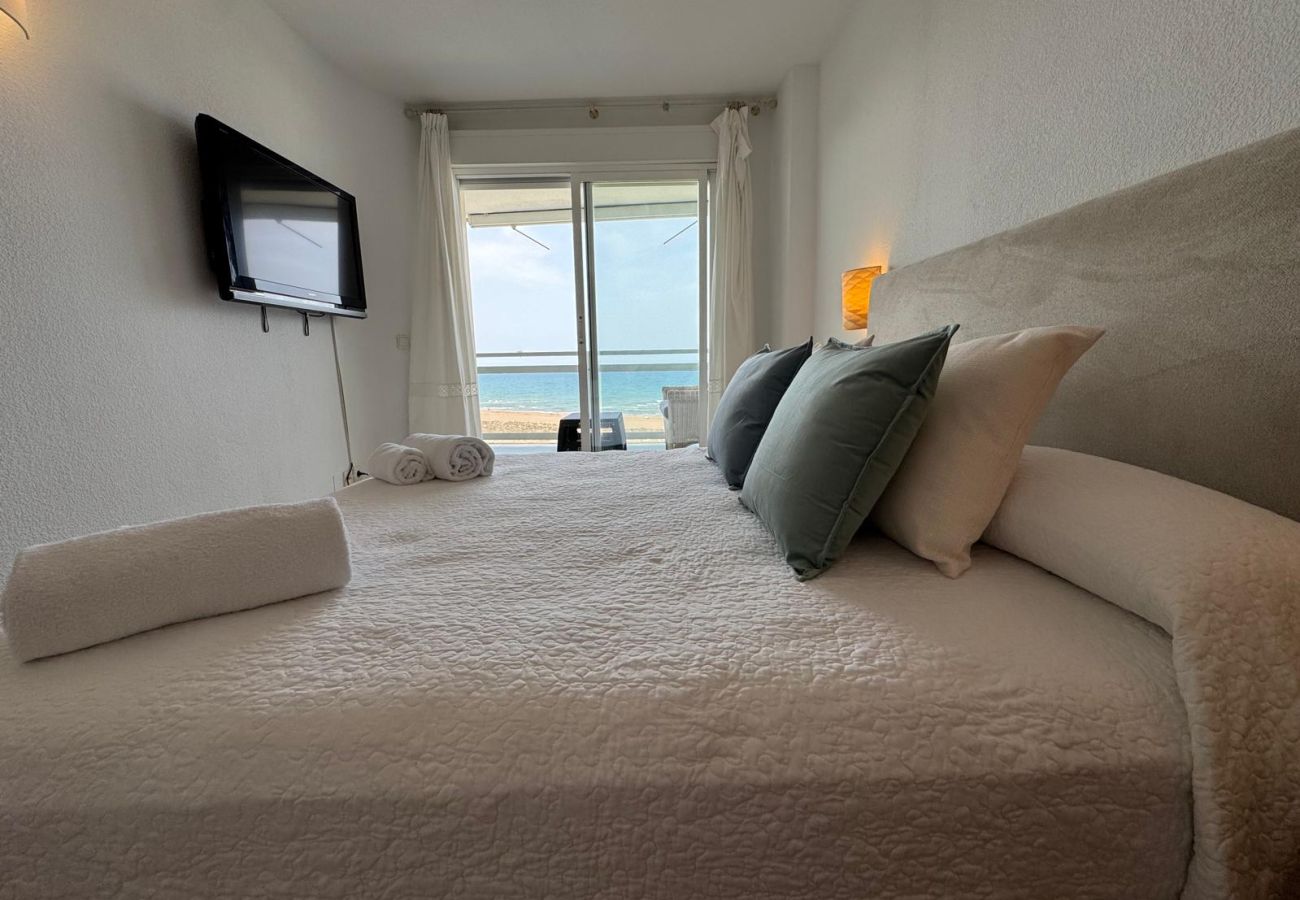 Apartment in Playa de Gandía - 42. AG AIGUABLAVA 8-7-15