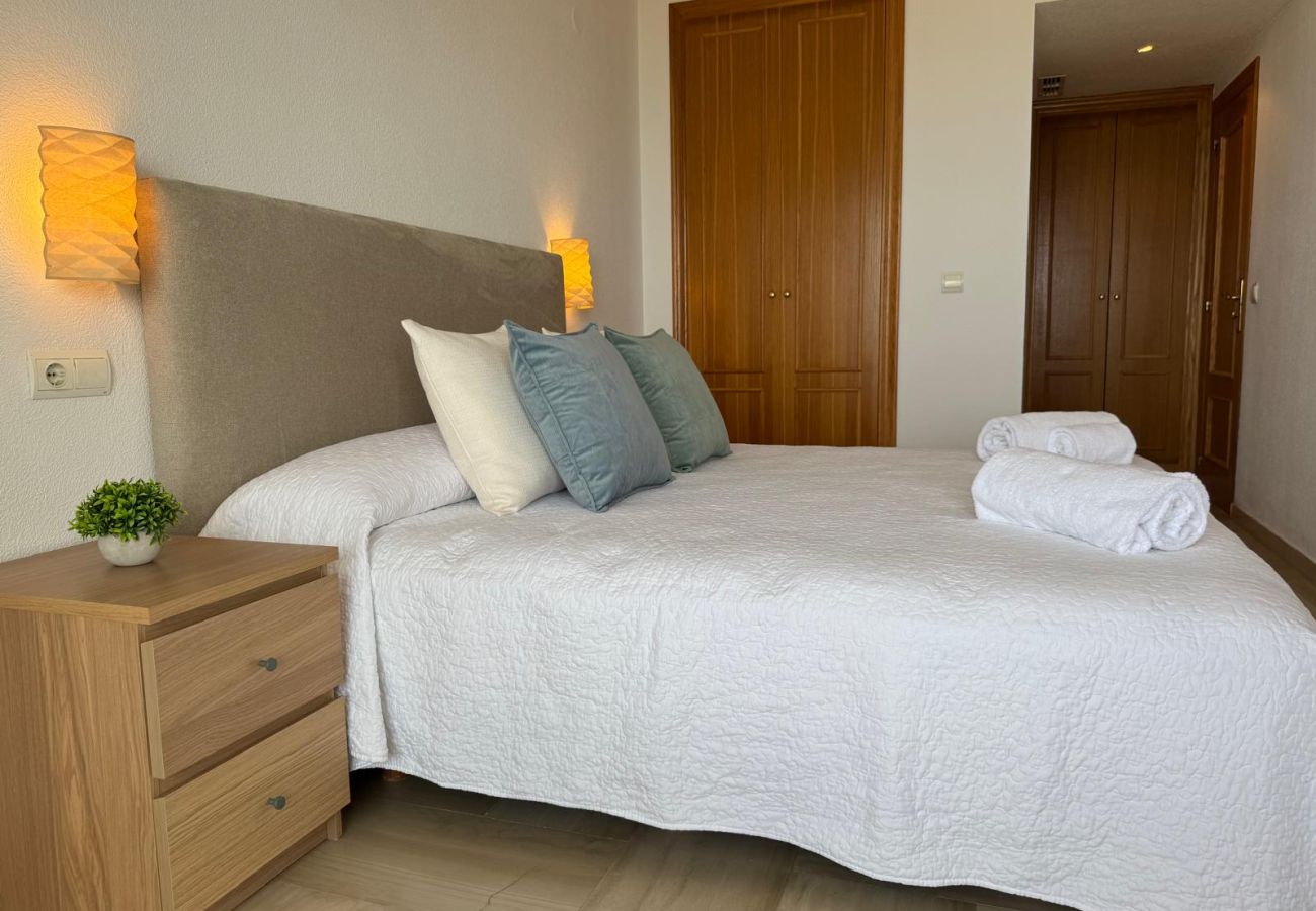 Apartment in Playa de Gandía - 42. AG AIGUABLAVA 8-7-15