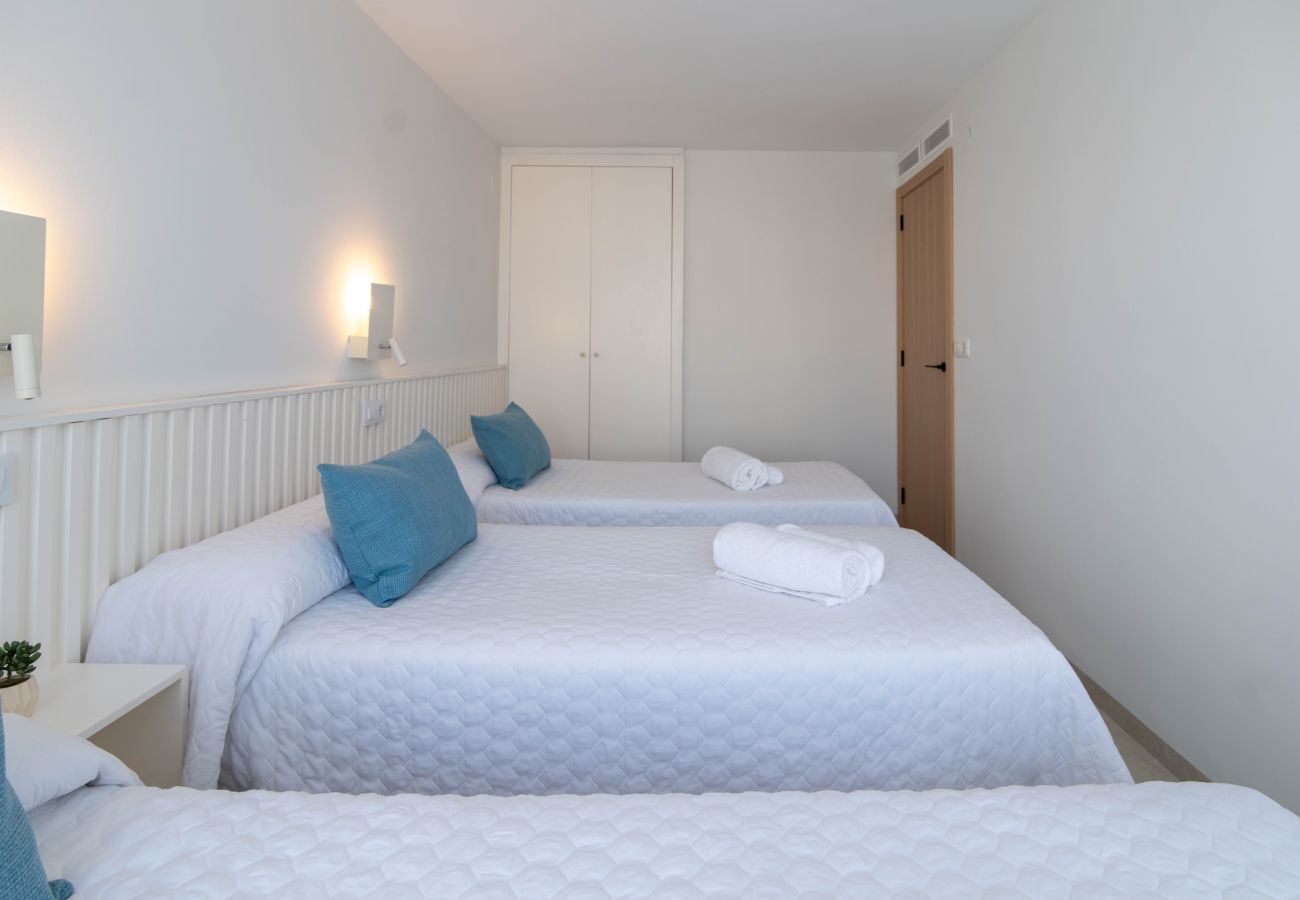Appartement à Playa de Gandía - 02. AG BERMUDAS 6H PREMIUM