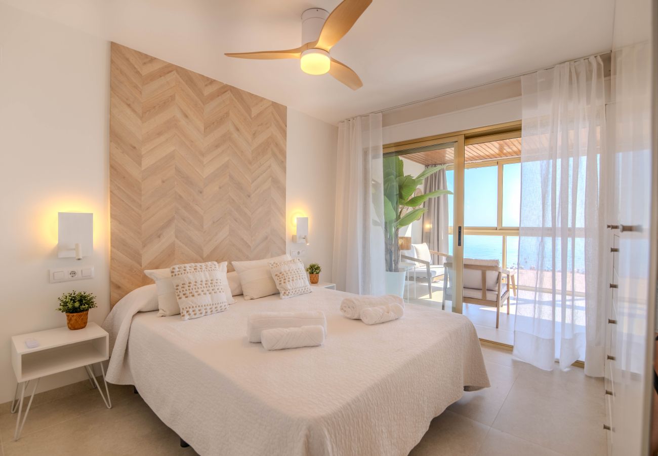 Appartement à Playa de Gandía - 02. AG BERMUDAS 6H PREMIUM